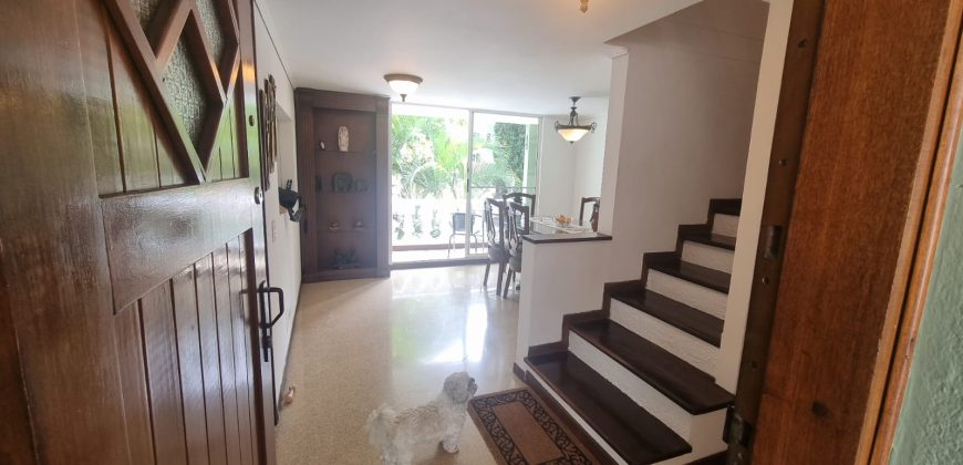 Casa en Venta 223m² Urbanización Villa Verde 2 Belén Loma de los Bernal – Medellín, Antioquia