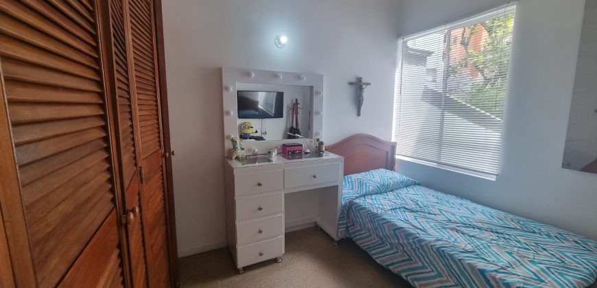 Casa en Venta 223m² Urbanización Villa Verde 2 Belén Loma de los Bernal – Medellín, Antioquia