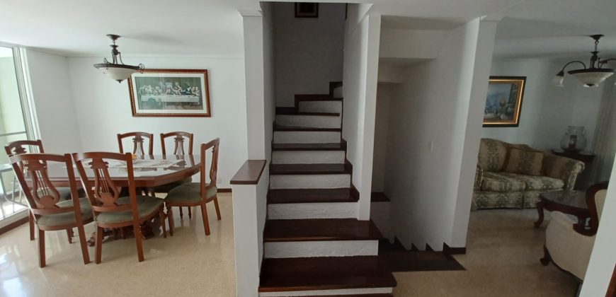 Casa en Venta 223m² Urbanización Villa Verde 2 Belén Loma de los Bernal – Medellín, Antioquia
