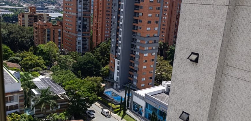 Oficina en Arriendo Panalpina 50 m² Estrato 5