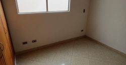 Apartamento de 120 m² en Arriendo — El Velódromo, Medellín