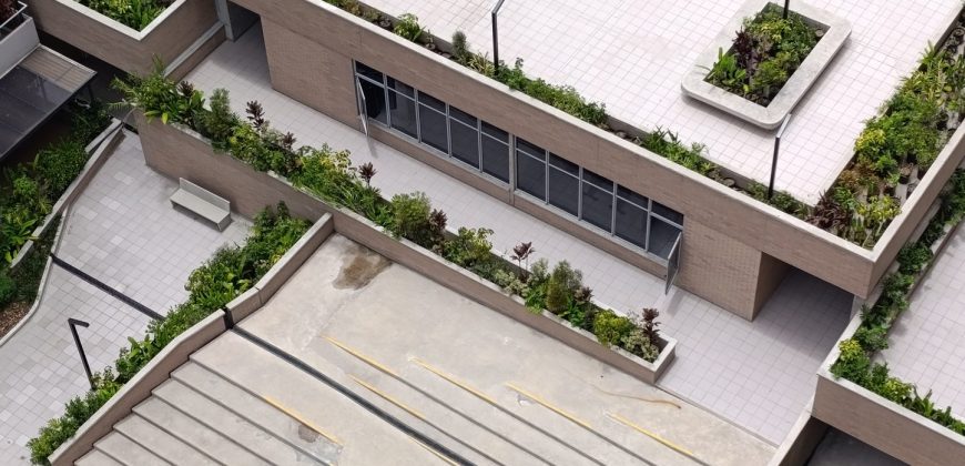 Apartamento de 74 m² en Venta — Jardines, Envigado