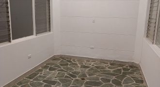 Bodega de 230 m² en Arriendo — Barrio Lorena(Laureles), Medellín